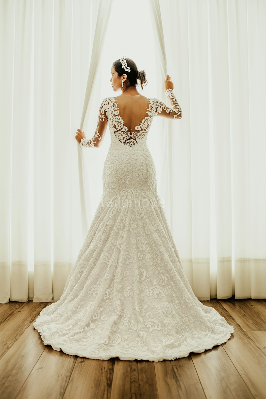 Exquisite Wedding Dress